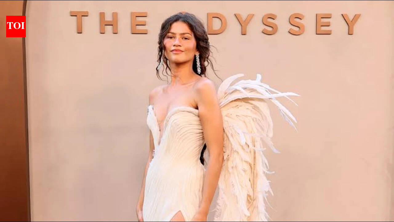 Whoever said too much white could be boring clearly wasn’t looking at Zendaya