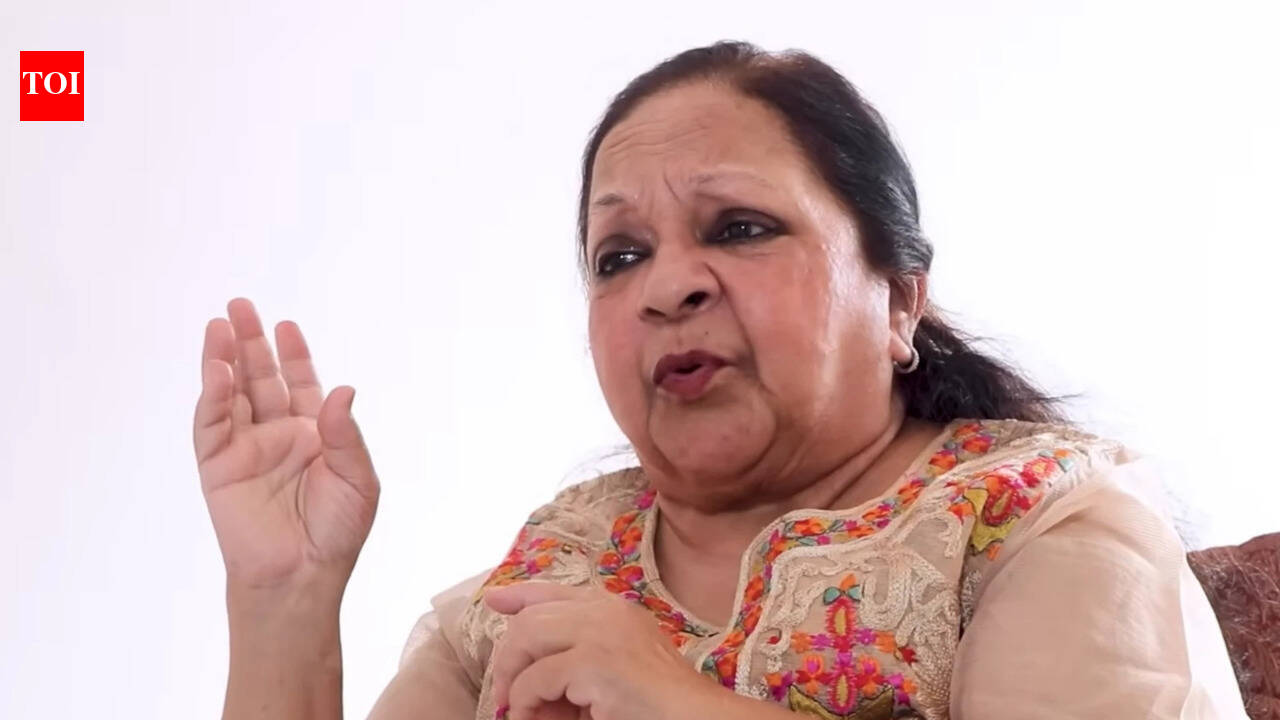 Naseem Mukri reacts to Sanjay Khan and Zeenat Aman’s alleged assault case