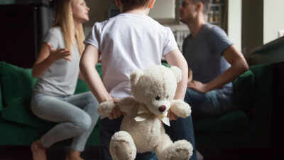Why some children disrespect their mothers and what a father’s behaviour has to do with it