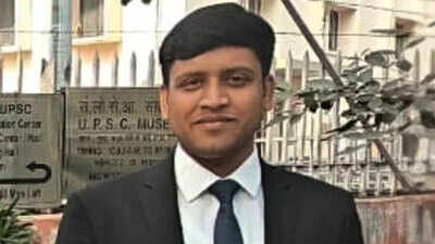 Twice he made it to the UPSC interview. Twice he failed. In his third attempt, he scored an AIR 602—and is still chasing his IAS dream