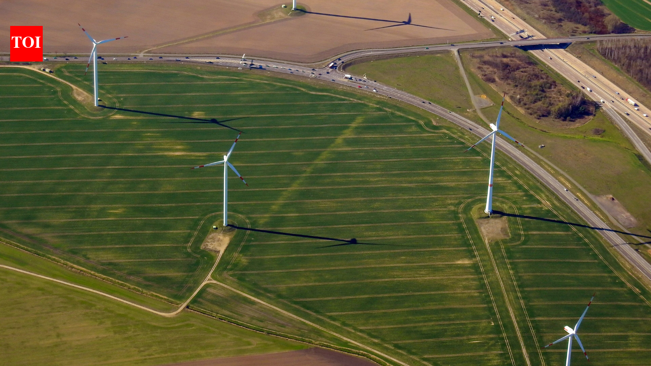 Germany’s wind and solar generated 225 TWh in 2025, beating fossil fuels for the first time after two decades of its energy transition