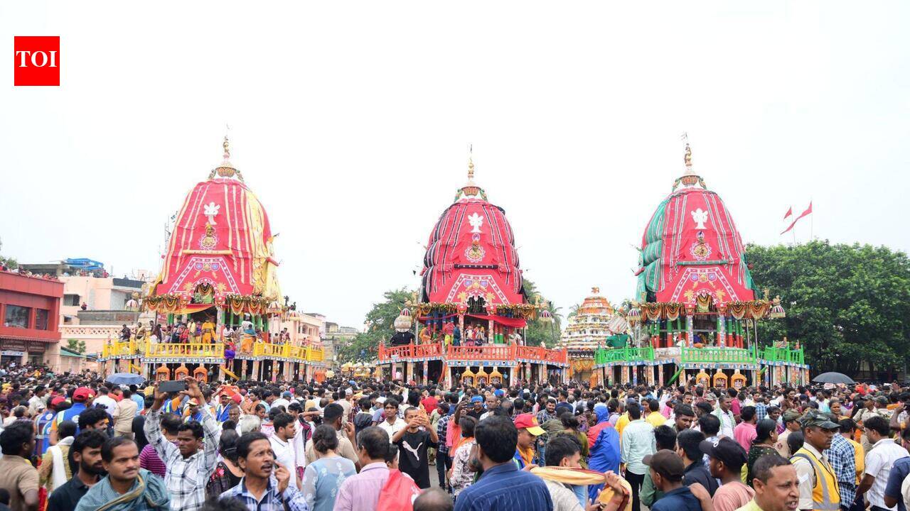 CM lauds stakeholders for smooth Rath Yatra