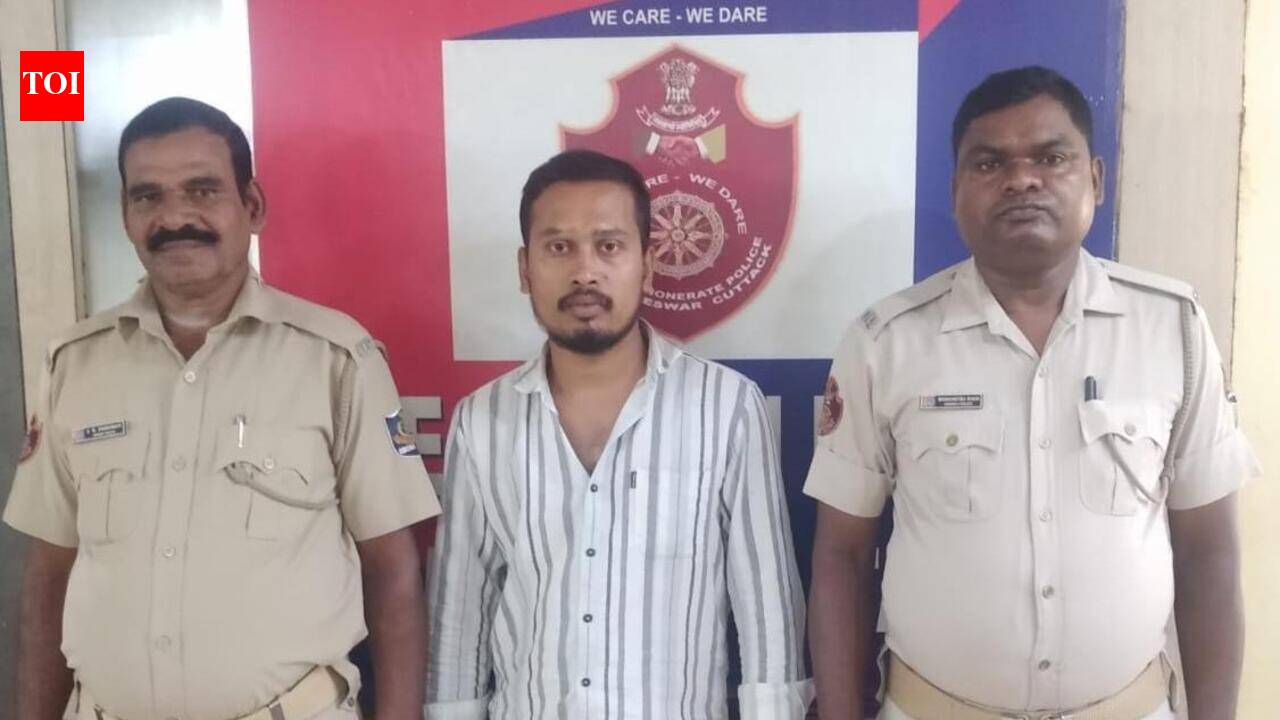 SUV driver held for fatally hitting & dragging fish vendor for 3km