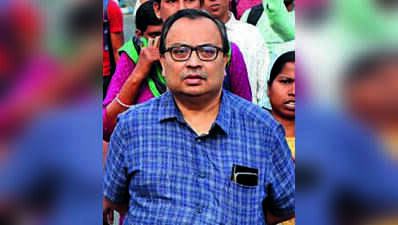 ‘Give time to speak in House’: Kunal moves HC