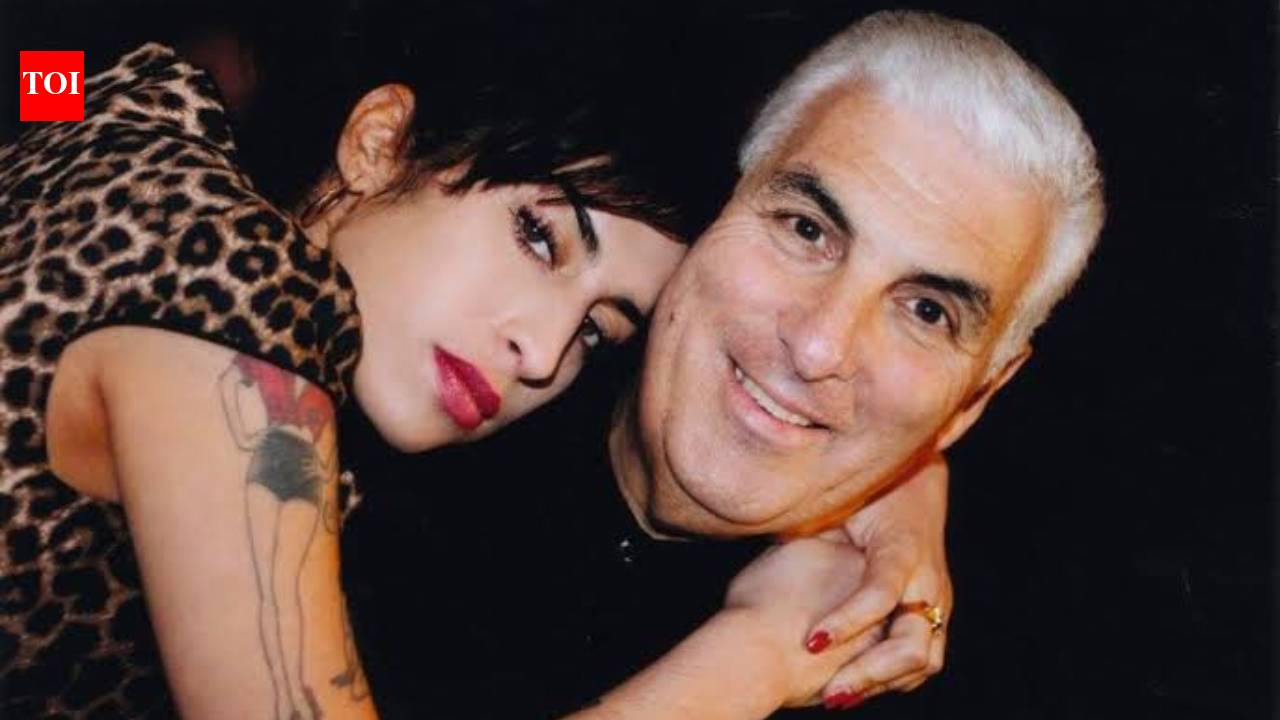 Amy Winehouse's father ordered to pay nearly £1 million to her friends