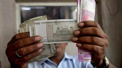 Banks collected Rs 7,100 crore as ‘minimum balance’ penalty in 2025-26