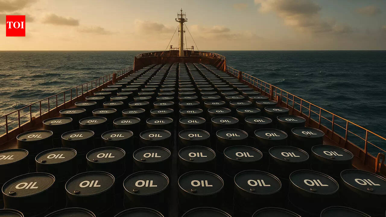 Crude prices retreat as oil continues flowing through Hormuz alternatives