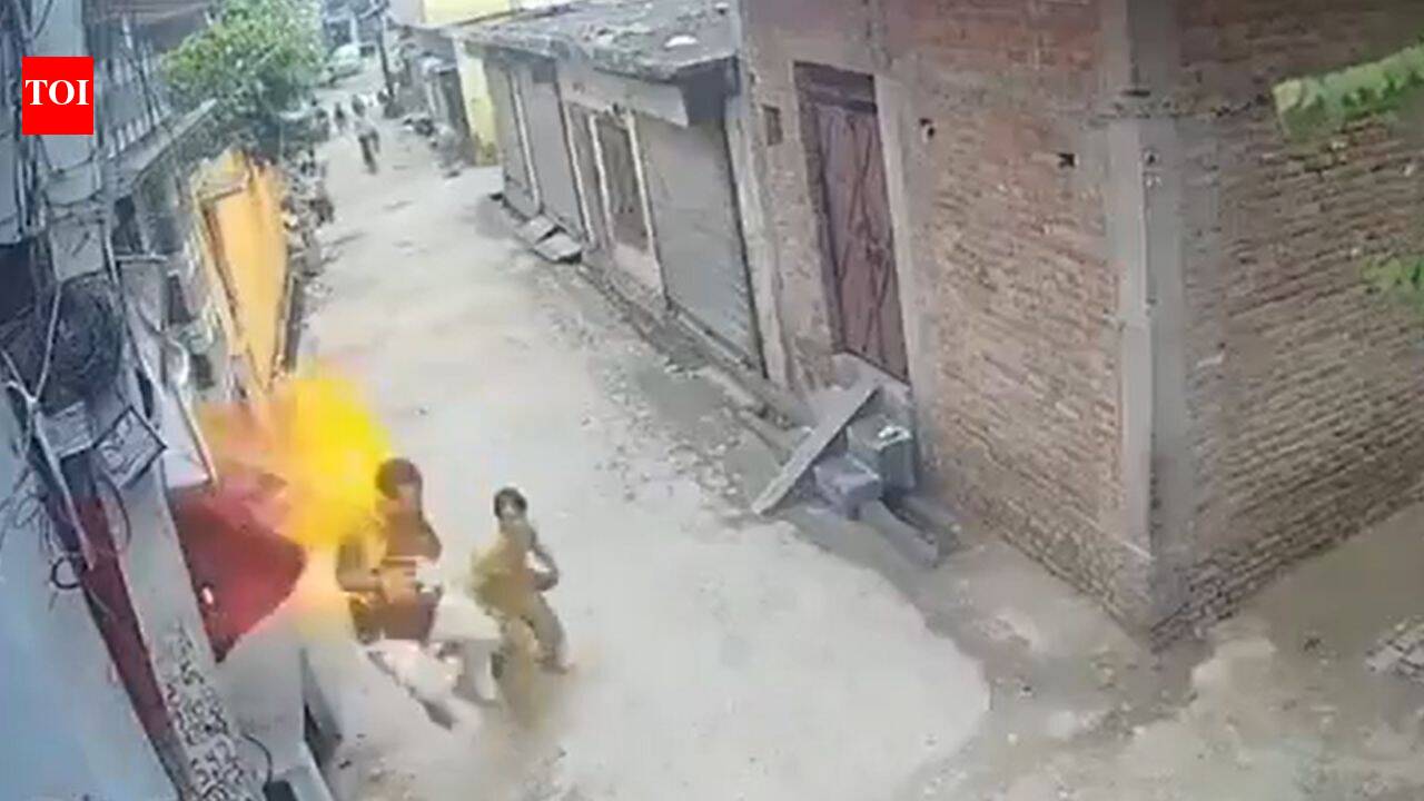 UP man sets himself on fire after fight with wife; CCTV captures disturbing moment