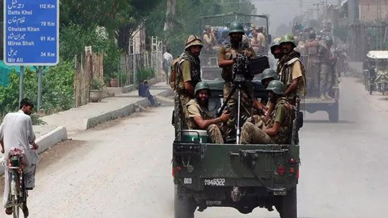 Clash in Khyber Pakhtunkhwa: 11 Police and 15 Militants Killed