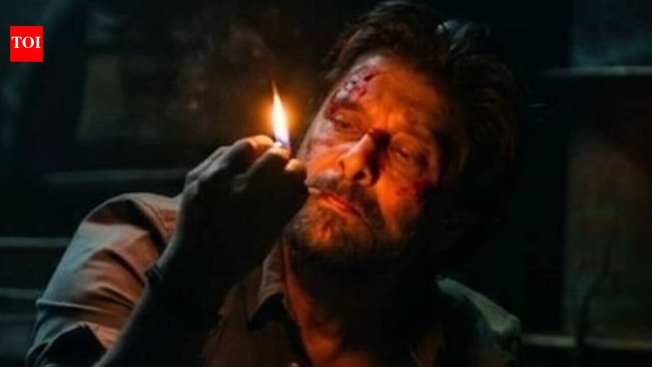 Anand Shankar shares major update from 'Chiyaan 63'; Vikram's striking new look seizes attention
