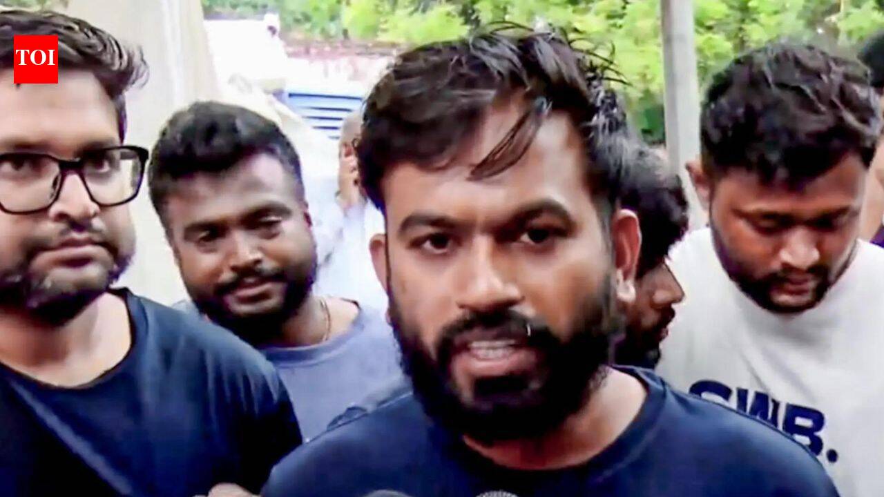 'Join BJP to avoid trouble for family': CJP's Dipke alleges threats, says Centre 'supports rapists'