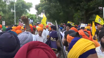 FIR against MLA, 14 Akali dal (Waris Punjab De) leaders and 3,000 others over protest violence