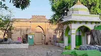 Bhojshala complex row: SC asks government to provide nearby site for Friday namaz