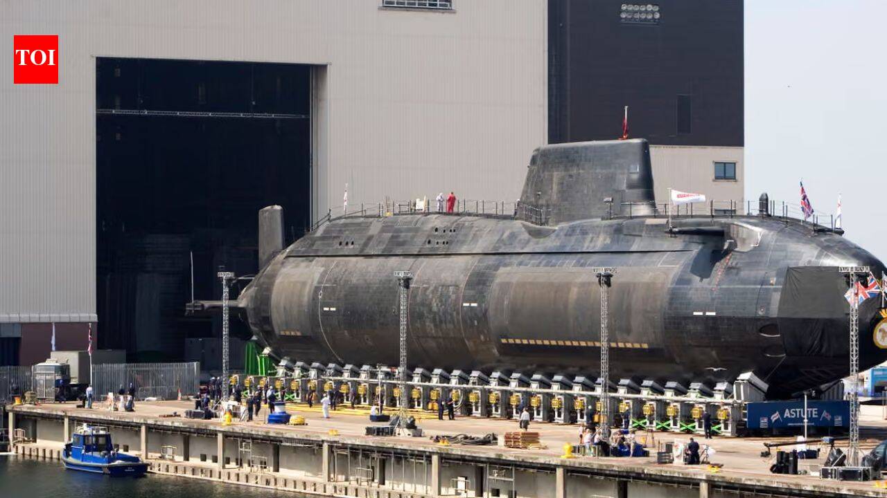 UK announces £8.4 billion boost for Trident renewal under Dreadnought submarine programme