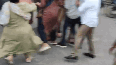Watch: UP cop snatches Kangana Ranaut effigy, runs off during Congress protest in Lucknow