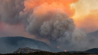 The 'fire-breathing dragon of clouds' over France: When a wildfire creates its own weather