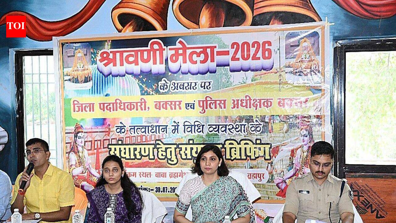 Buxar admin reviews security, traffic plan for Shrawani Mela; deploys 174 police personnel