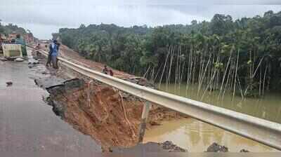 Mudslide at NH work site hits fields near Yedapadavu