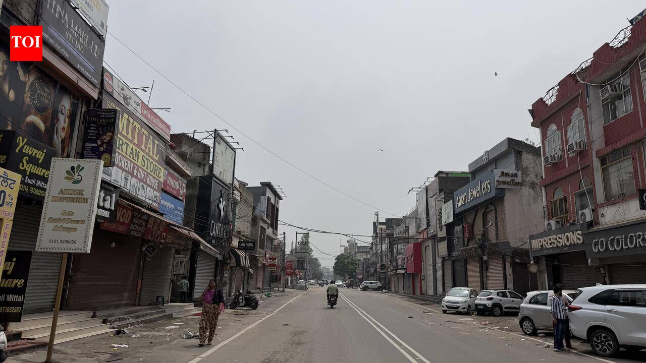 Traders face double blow of strike, waterlogging