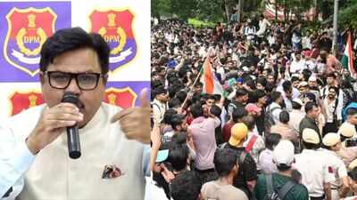 'We are not against students, but who attacked us?': Retired ACP on July 20 CJP protest