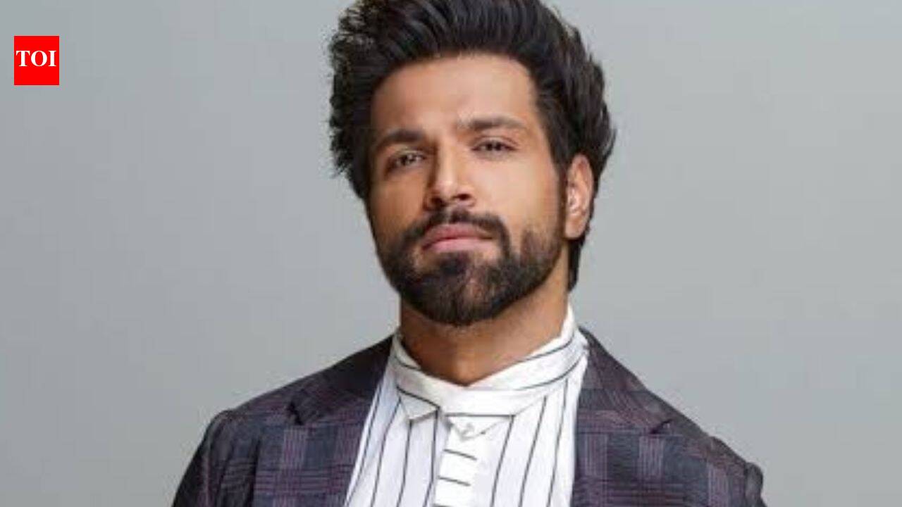Rithvik Dhanjani cherishes friendship, shares heartfelt note on holding on to special bonds