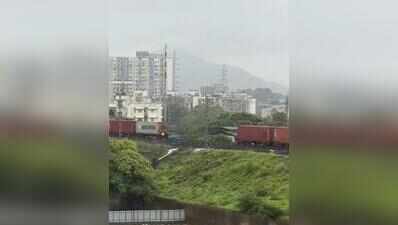 Freight train heading to JNPA in Navi Mumbai splits into two in Vasai; no one hurt