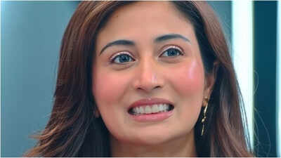Shreya Kalra lashes out at Shilpa Shinde for shutting her out, calls her a 'crazy psychotic woman'