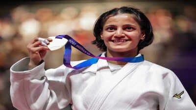 'I felt that everything was over': Asmita Dey remembers late father after historic CWG judo gold