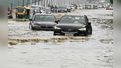 Night rain takes Ahmedabad into Saturday’s red alert
