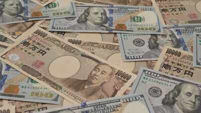 'Buy $5-10 billion yen': Bessent's 'to-do' note hints at US plan to back Japanese currency