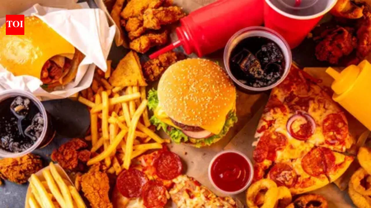 Karnataka bans junk food sale in and around schools and colleges