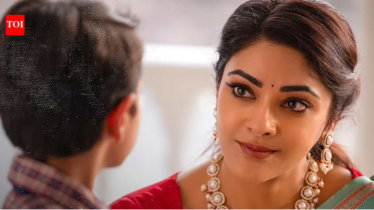 Abhirami joins Sudigali Sudheer’s ‘Sudheer Joker’: Makers unveil her first look as Gayatri Devi; reveal key role details