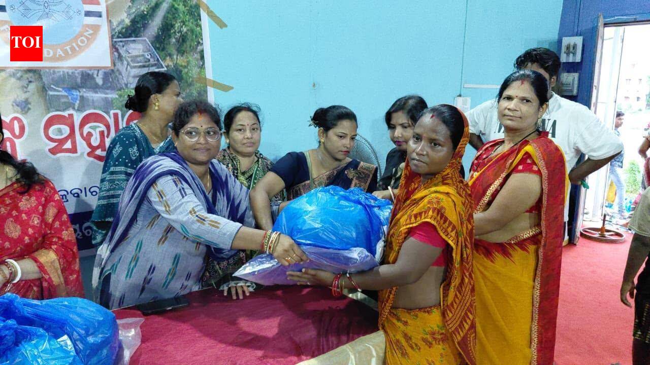 Diaspora members help flood-hit people in Balasore