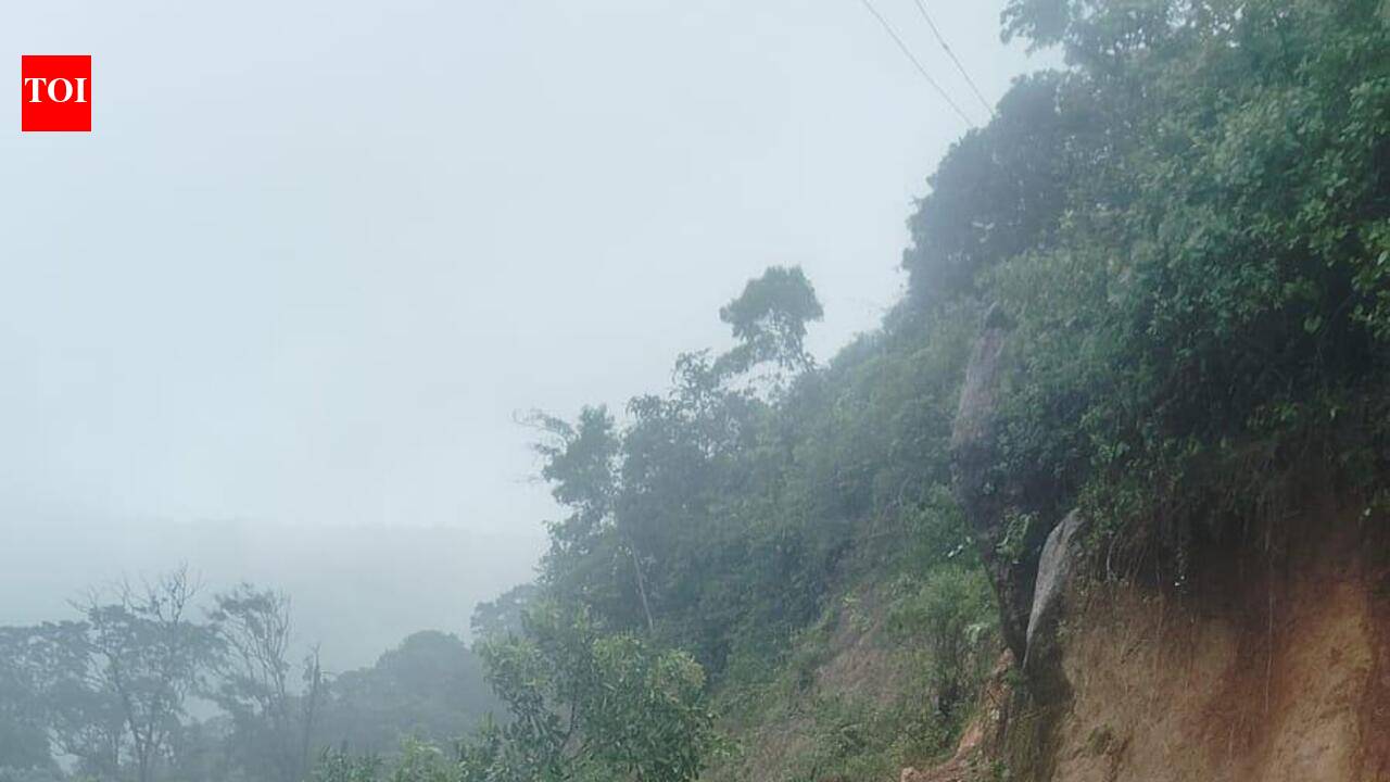 Cauvery overflows at Bhagamandala as monsoon intensifies