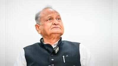 Gehlot slams BJP govt over law and order, dues; seeks drought preparedness