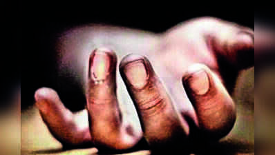 Man dies, wife and daughter critical; police suspect suicide