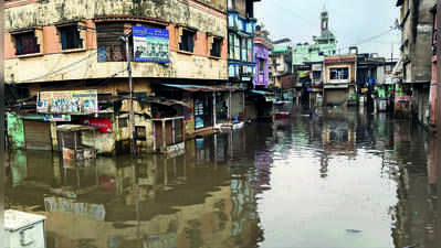 No rain but overflowing creeks trigger floods in city