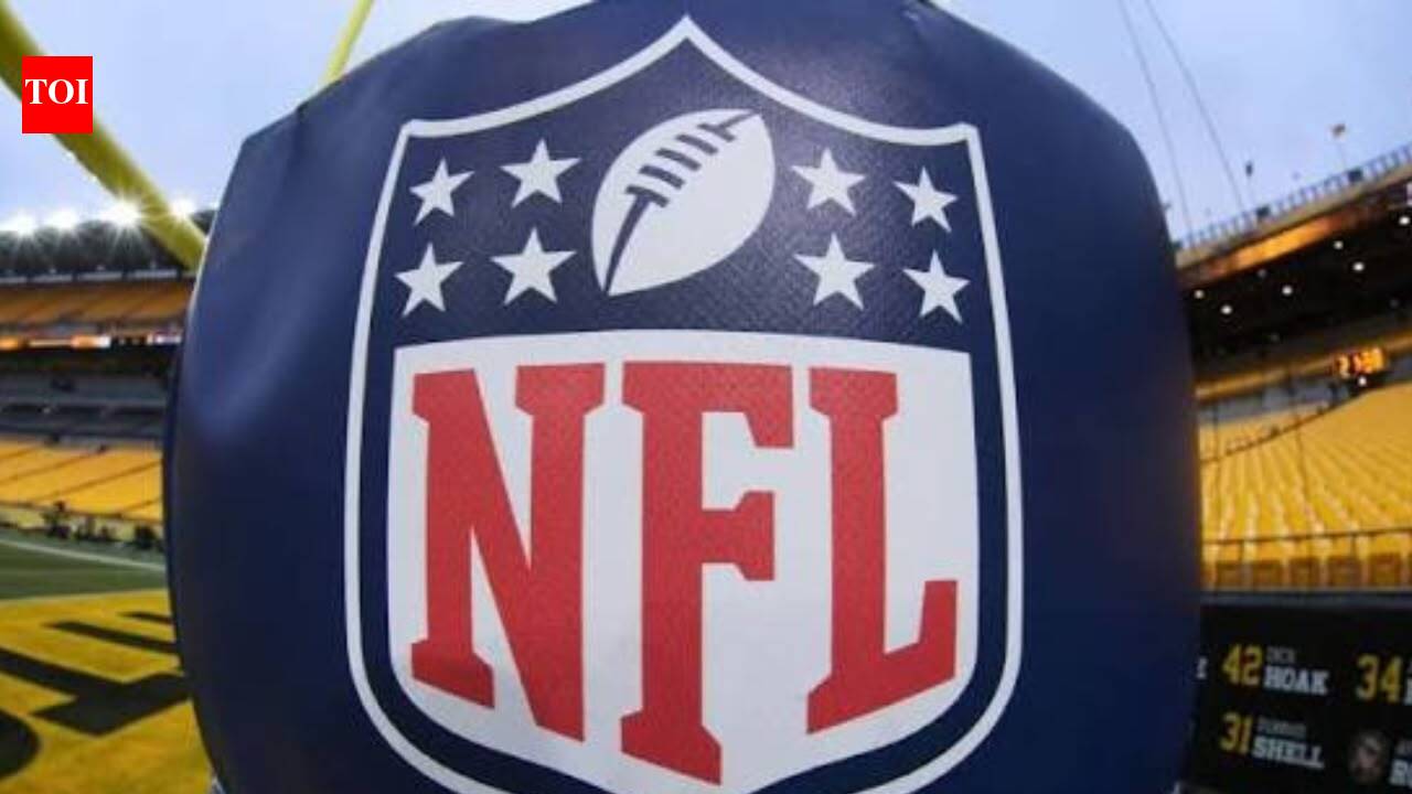 NFL News Roundup: Biggest training camp takeaways as injuries, contract talks and roster battles shape early camp