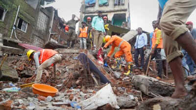 10 killed in 'Kohinoor' building collapse: Builder abroad, contractor feared dead, say cops