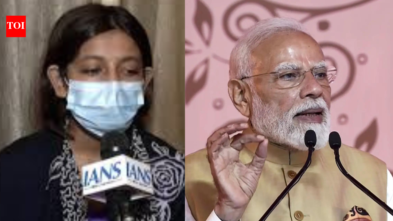 'Told me I had freedom to speak': Noida girl recalls moments before 'abusive' video on PM Modi