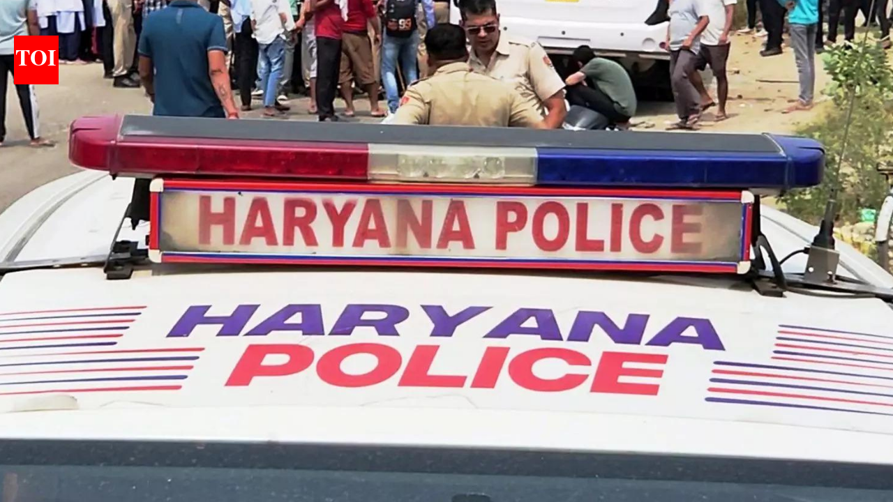 Gurgaon MNC employee dies by suicide at home, son records video on phone as mother screams for help