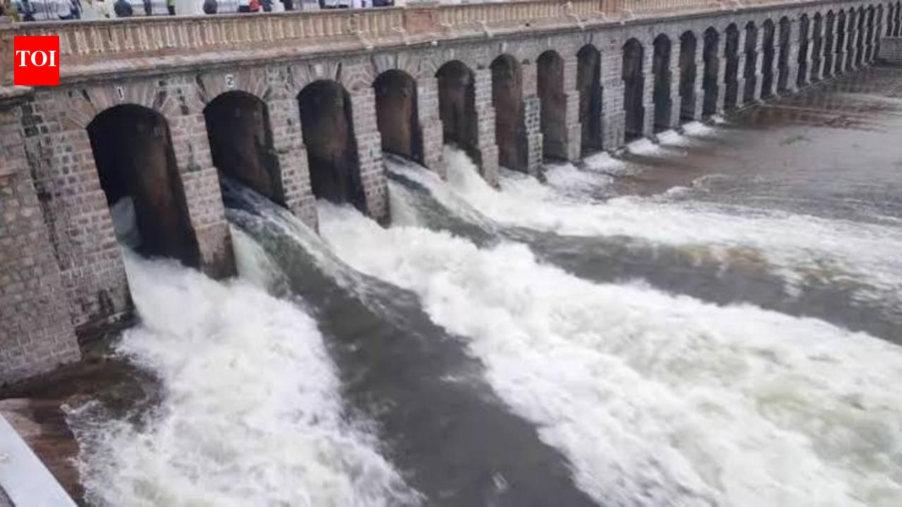Kabini Reservoir discharge at 25,000 cusecs triggers Cauvery flood alert