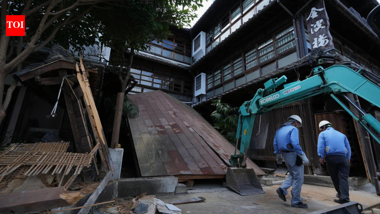 Japan earthquake aftermath: Woman dies of heat stroke in parked car; toll rises to 36