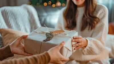 6 Unique Friendship Day gift ideas that go beyond chocolates