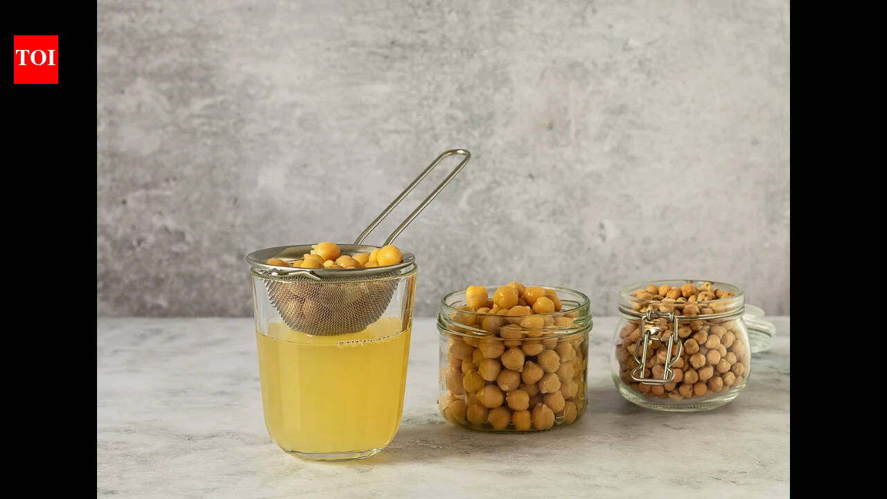 Chhole ka Paani? Know why people are going for that cup of fermented chickpea water and does it help heal the gut?