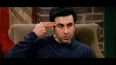 What if 'FRIENDS' had Bollywood version? Internet once reimagined Aamir Khan  Chandler Bing, Hrithik Roshan as Mike Hannigan, Ranbir Kapoor as Ross Geller and more as iconic