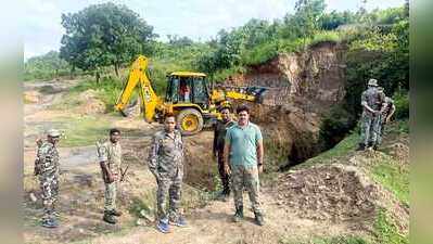 3 illegal coal mines razed in Barkagaon