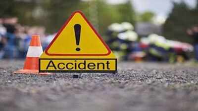 Over 4 injured including child, in hit-and-run accident on Golakganj Flyover