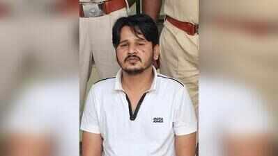 Rs 8.3cr textile fraud accused held on return from Dubai