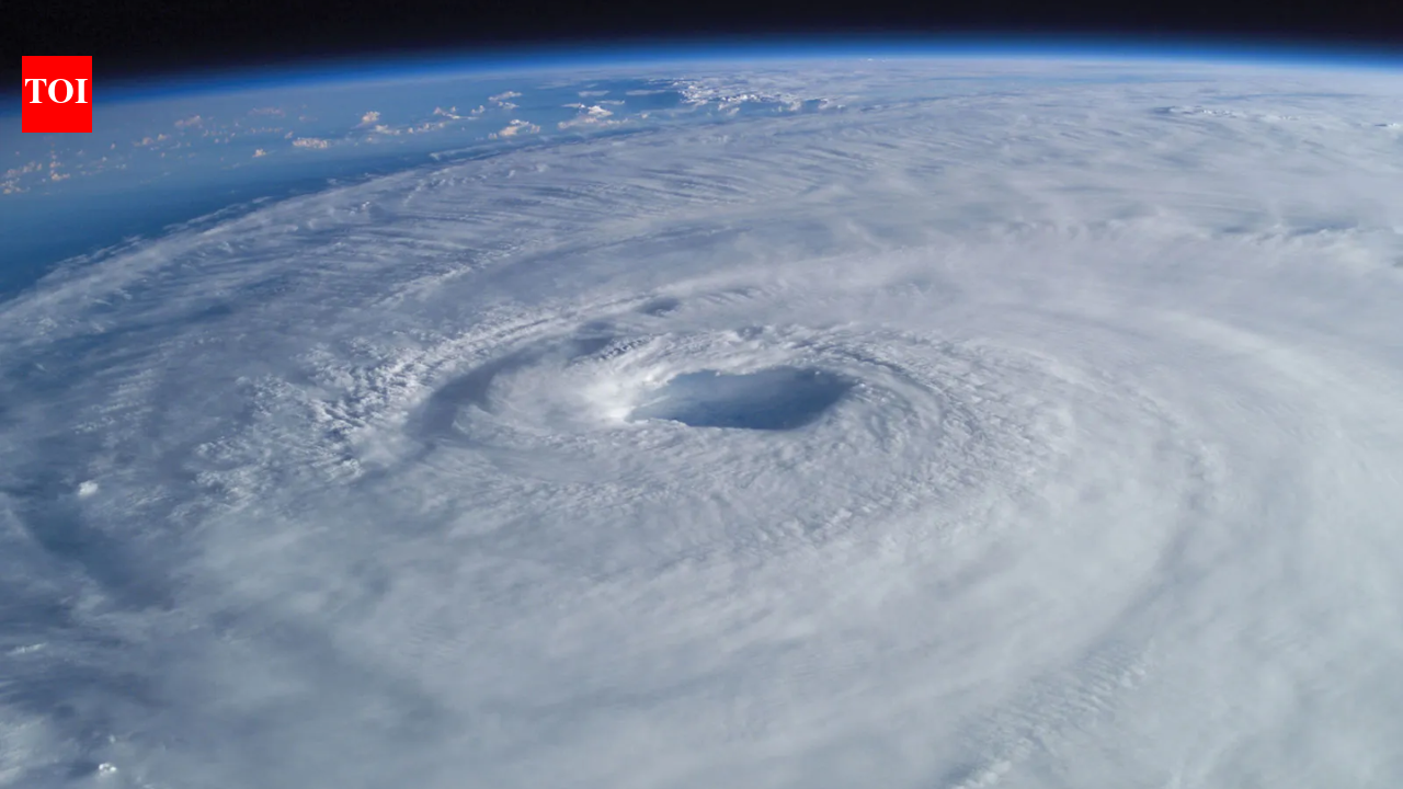 US scientists analysed 55 storm and atmospheric variables to identify hurricane rapid intensification